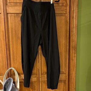 Old Navy Black Barrel Leg Pants size XL NWT